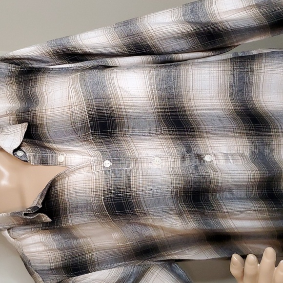 Soft Comy Flannel Plaid Shirt, Casual Chic - Picture 4 of 10